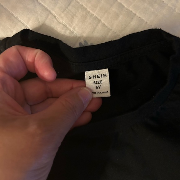 Shein Black Travel Graphic Print Short Sleeve Shirt Boys Size 6Y - Picture 3 of 5